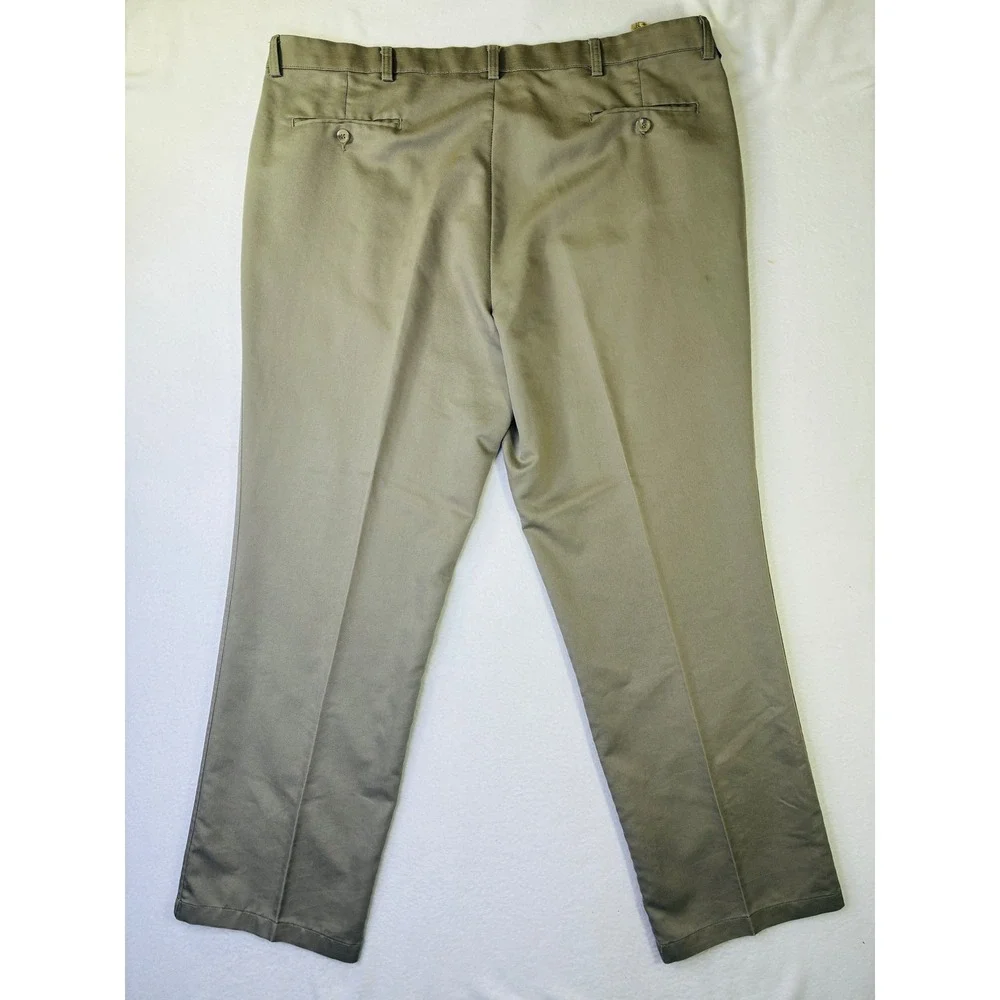 Dockers Mens Relaxed Fit Flat Front Chino Pants Khaki Tan W44 L32 Tencel Blend